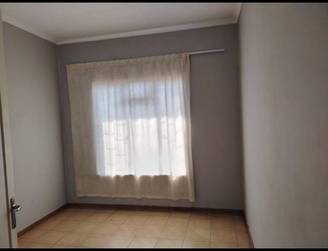 3 BEDROOM PROPERTY TO RENT IN LADANNA